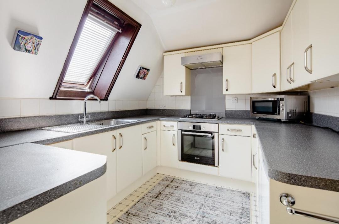 Spacious Room 2 Mins From Station London Exteriör bild